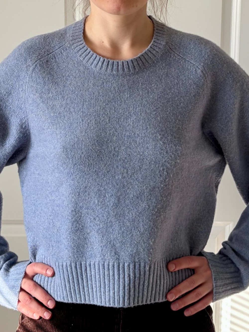 sweater - Picture 2 of 4